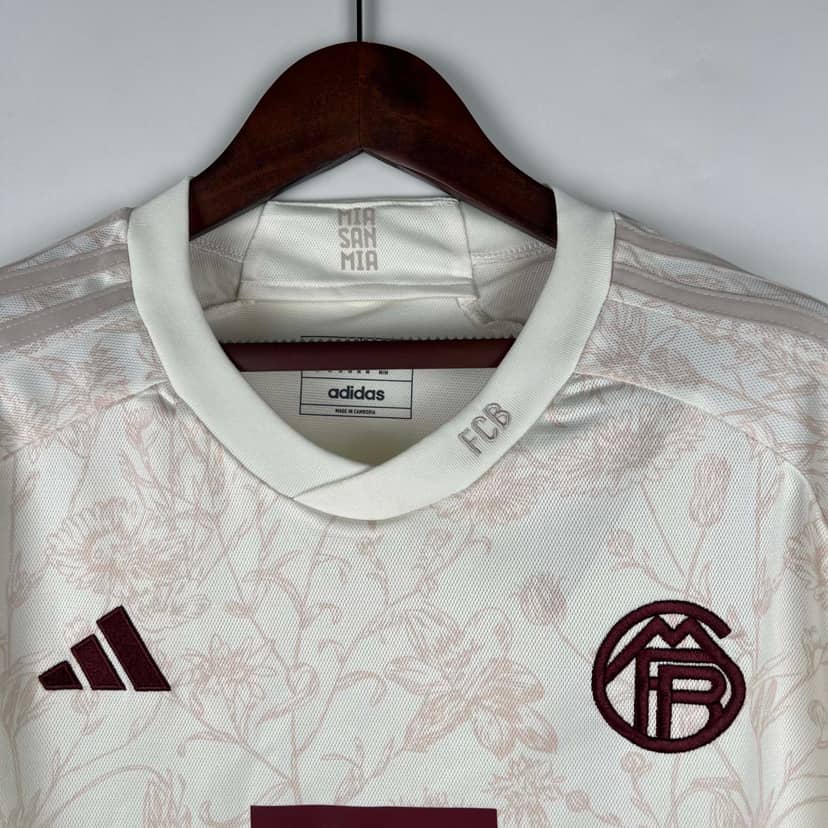 Camisola Bayern de Munique Terceira 2023/24--2