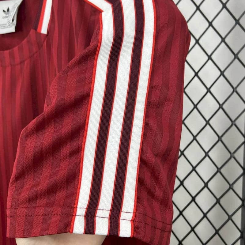 Camisola Bayern de Munique Edição Especial 2025/26 Vermelha--4