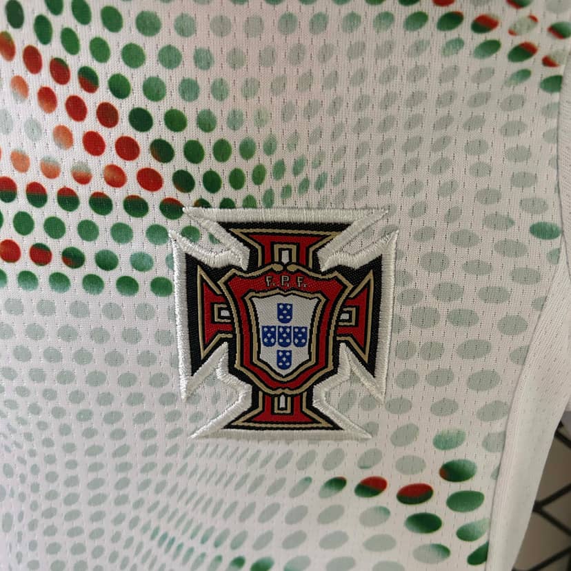 Conjunto Portugal Alternativo 2025 Criança--5