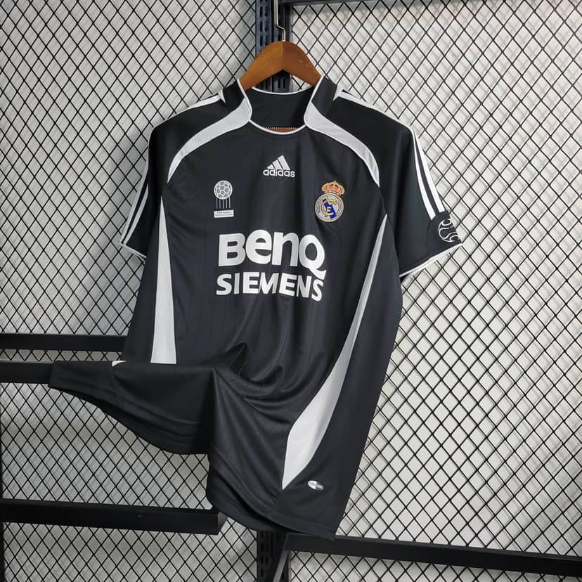 2006/2007 Retro Real Madrid Away--3