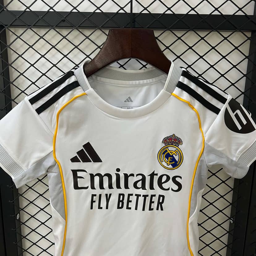 Completino Bambino Real Madrid Home 2025/26--2