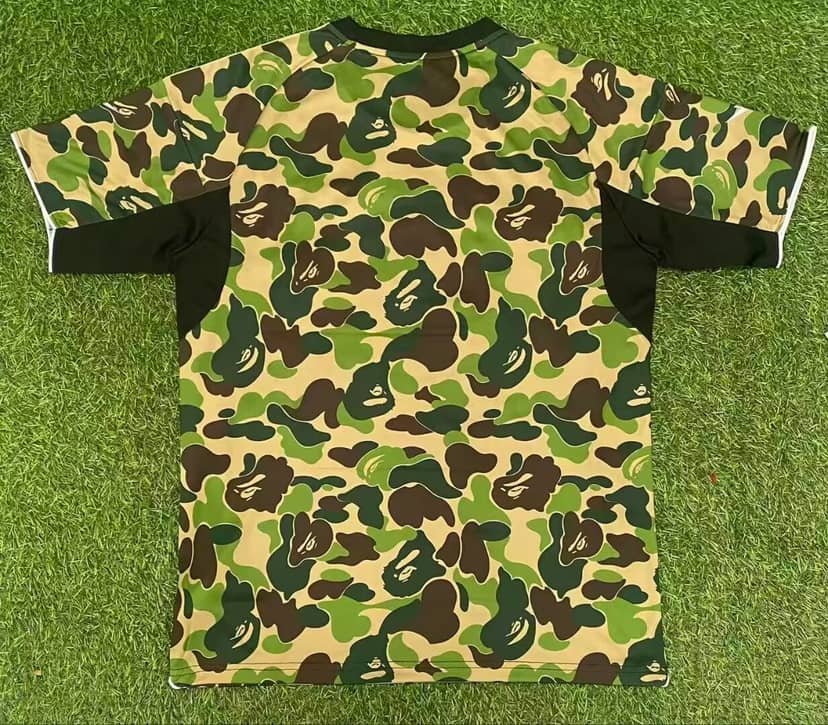 Maillot BAPE Édition Collaboration Camouflage--1