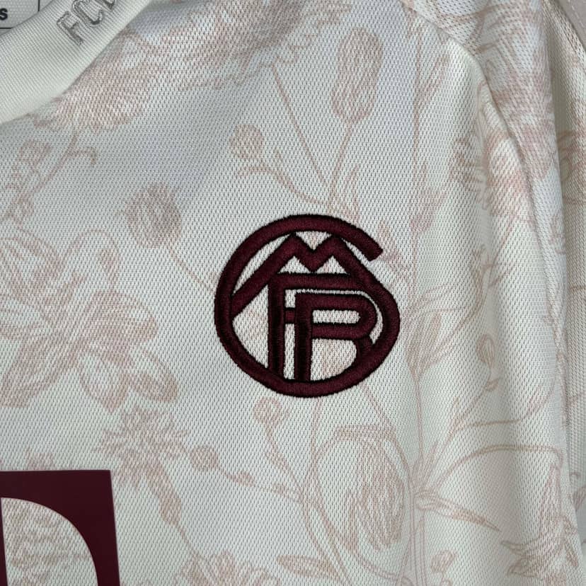 Camisola Bayern de Munique Terceira 2023/24--5