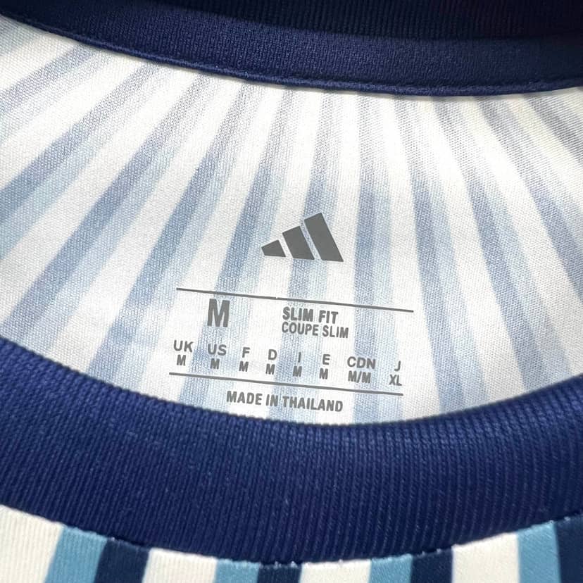 Maglia Pre-Match Argentina 2026 a Righe--2