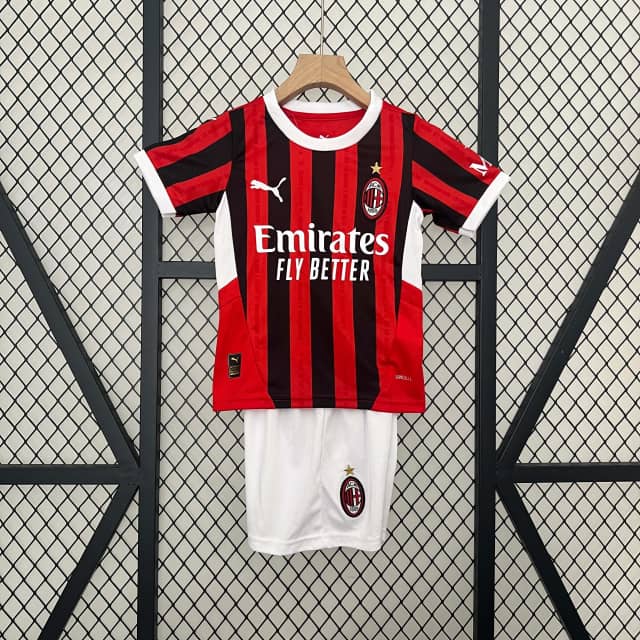 Dziecięcy zestaw AC Milan domowy 2024/25