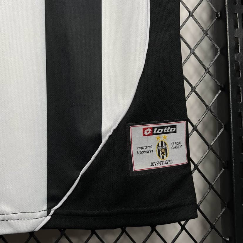 2002/2003 Retro Juventus Home Shirt--7