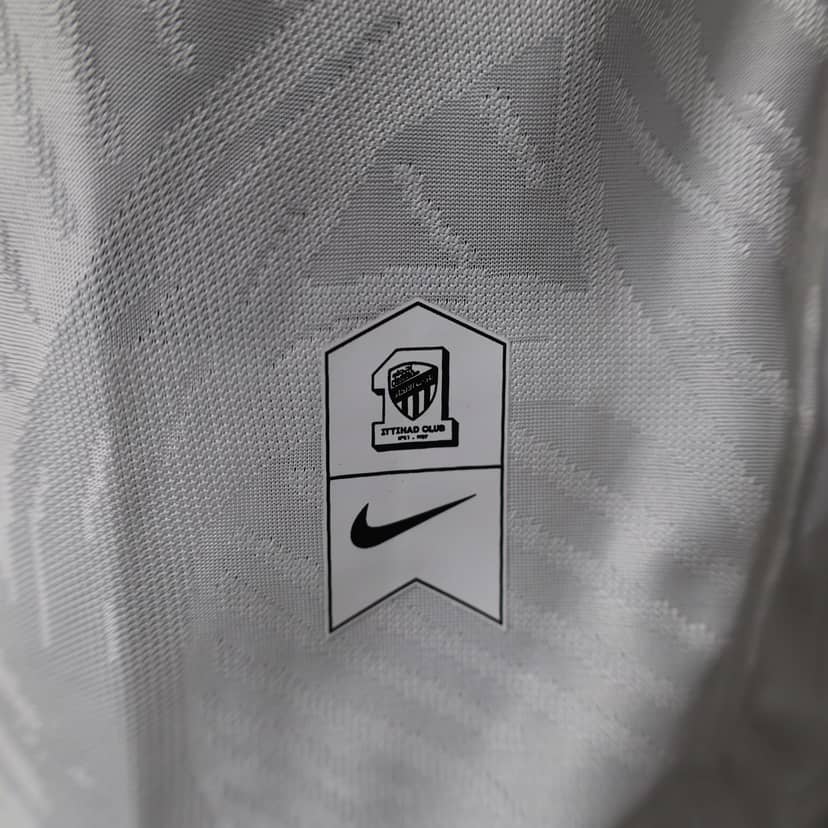 Koszulka Al-Ittihad wyjazdowa 2024/25 wersja zawodnicza--9