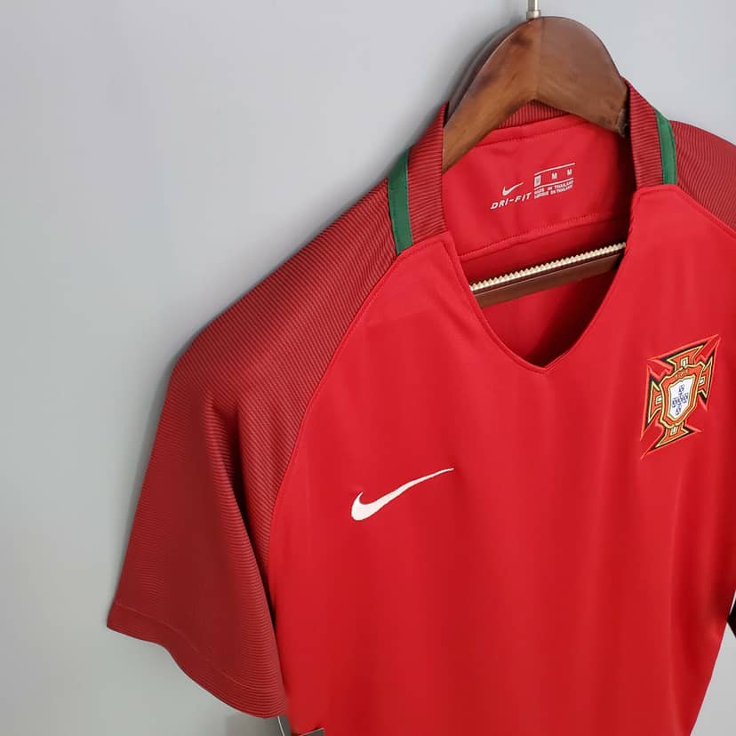 Camiseta Retro Portugal Primera Equipación 2016--4