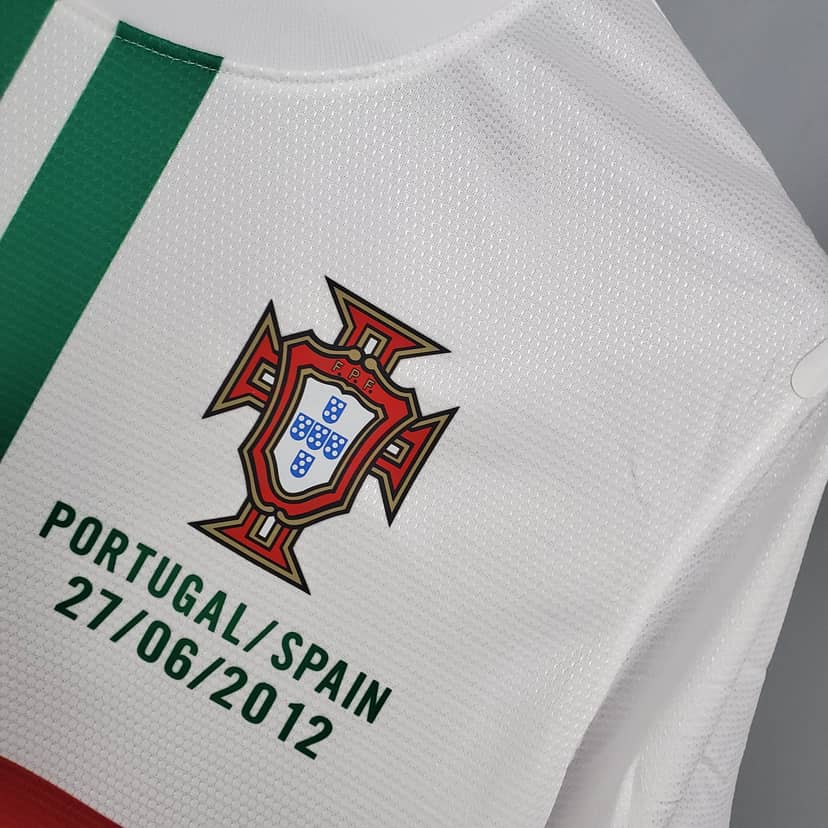 Koszulka Retro Portugalii wyjazdowa 2012--4