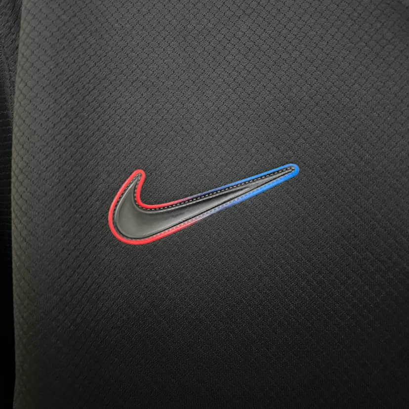 Maillot Barcelone Édition Collaboration Travis Scott 2024/25 Noir--4