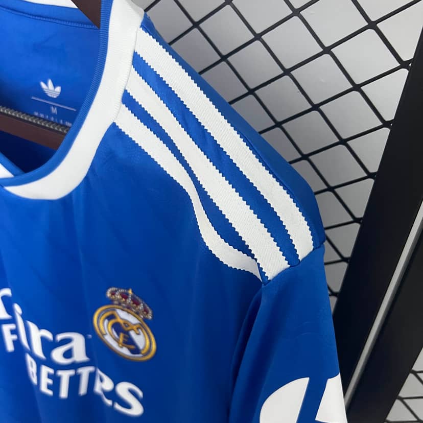 2025/2026 Real Madrid Third Away Shirt--7