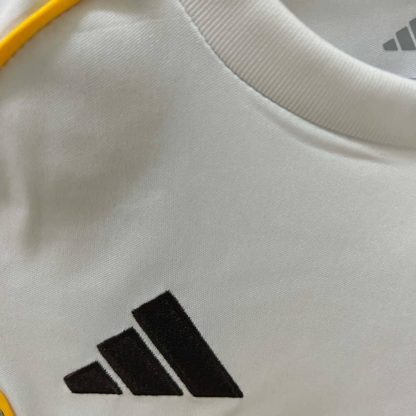 Completino Bambino Real Madrid Home 2025/26--4