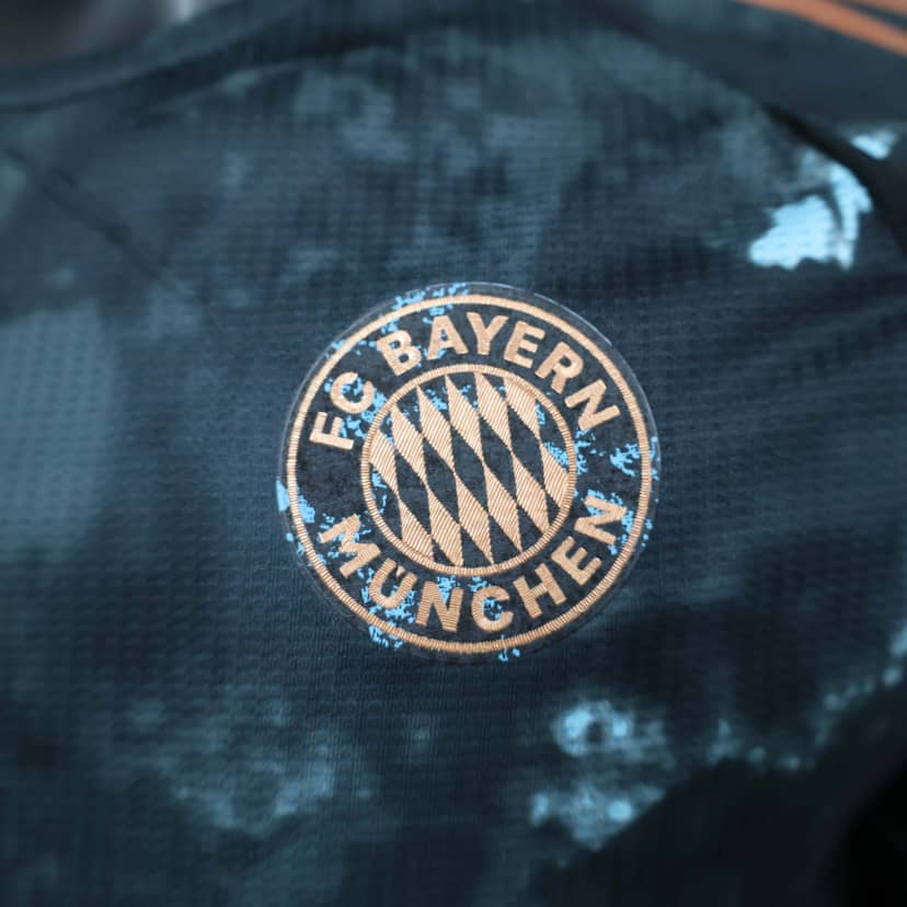 Koszulka Bayernu Monachium wyjazdowa 2024/25 wersja zawodnicza--5