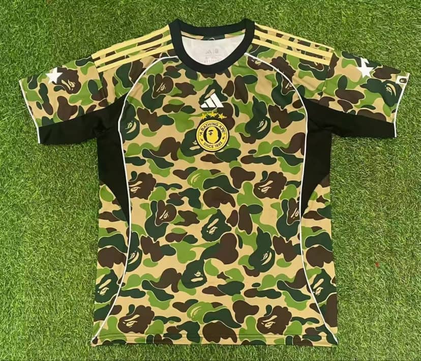 Maillot BAPE Édition Collaboration Camouflage