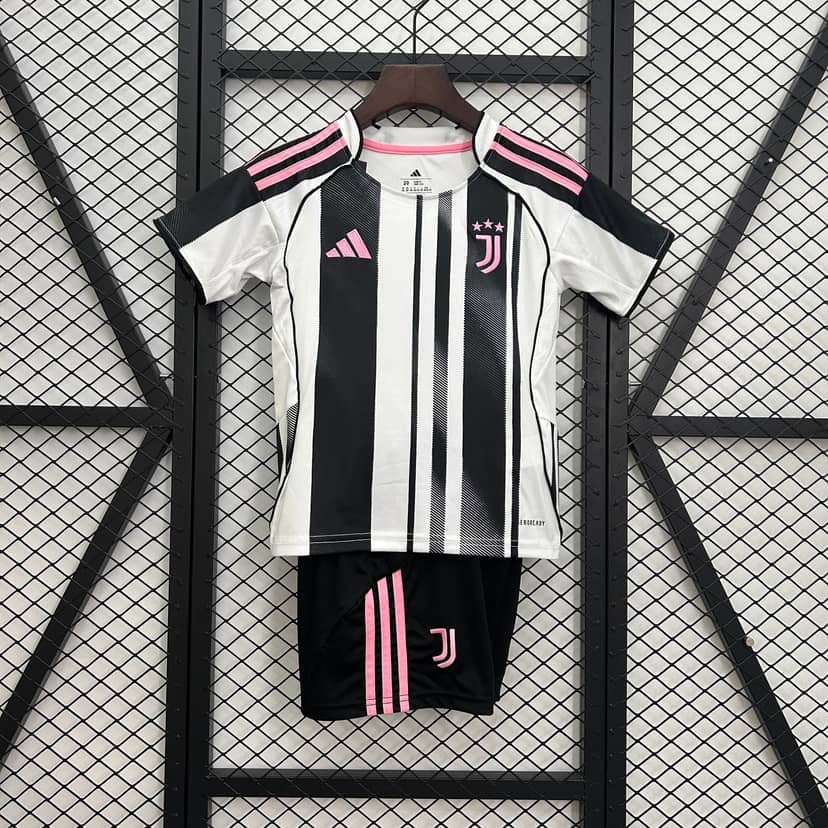 Dziecięcy zestaw Juventusu domowy 2025/26