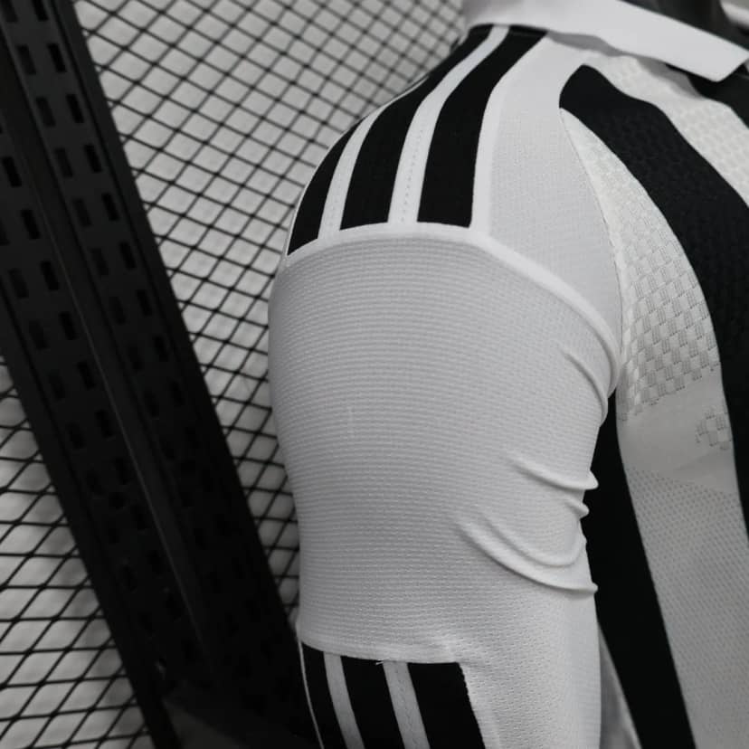 Camisola Juventus Principal 2026/27 Versão Jogador Manga Longa--5
