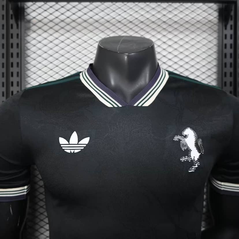 Camisola Juventus Terceira 2025/26 Versão Jogador--2